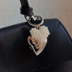 Puff Heart Pearl Heart Bag Charm Keychain Silver